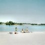 1976-WDW-Polynesian Beach with Goofy
